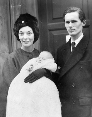 John Savile, 8th Earl of Mexborough and his wife, Lady Elizabeth 2
