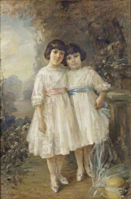 Louise and Flora Fermor-Hesketh
by Leopoldo Galeota Russo 2