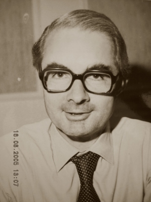 Sir Michael Colman, 3rd Bt. 2