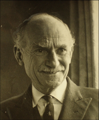 Sir Wolstan Dixie, 13th Bt. 2