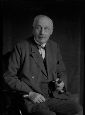 Lt.-Col. George Pollard
by Lafayette, 1929 2